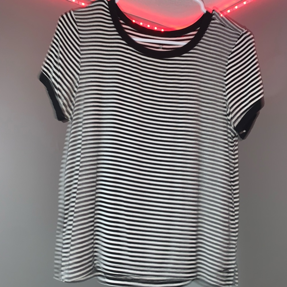 Black and White American Eagle Tee